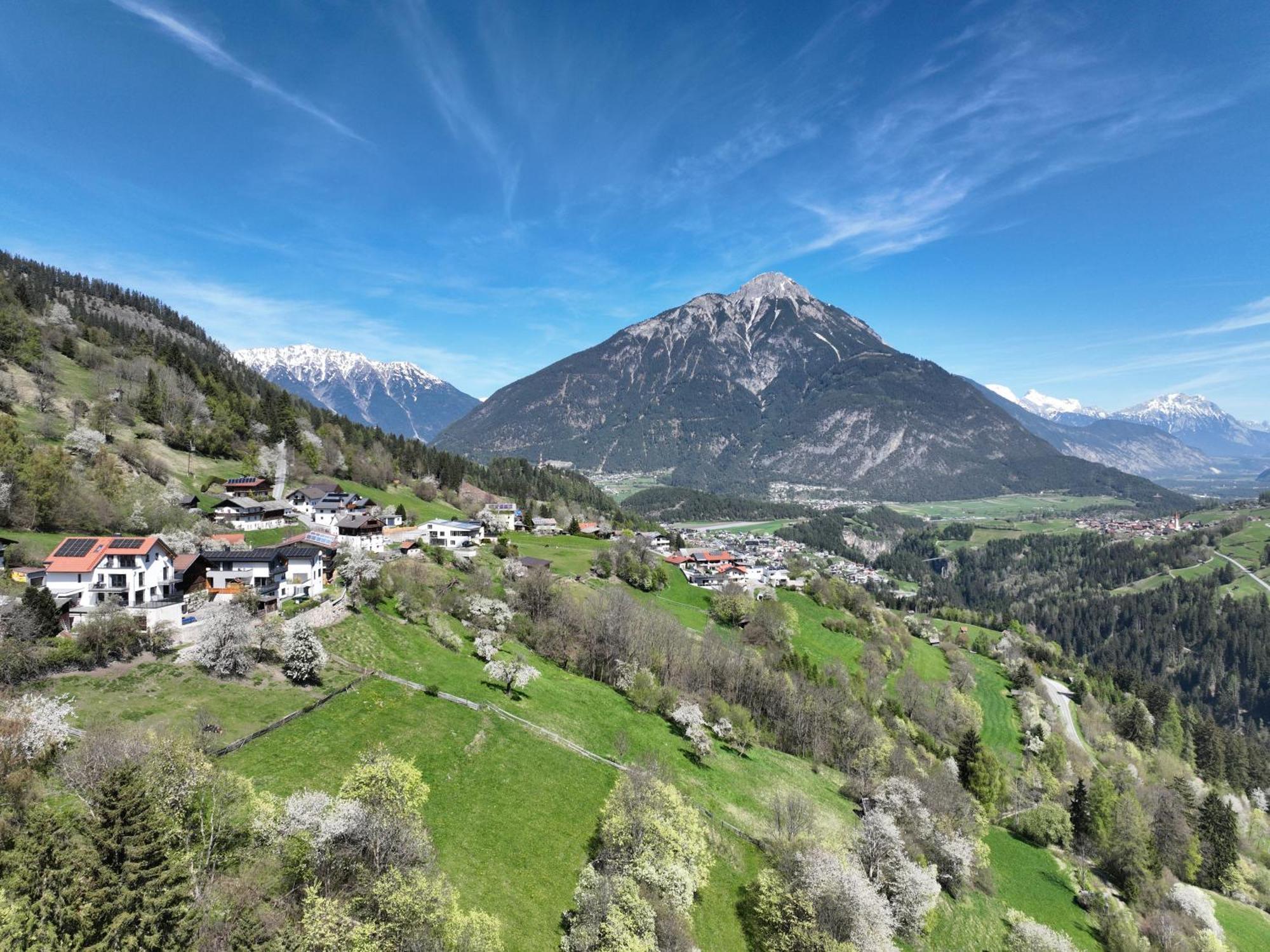 Apart Alpenzeit Arzl im Pitztal Eksteriør bilde